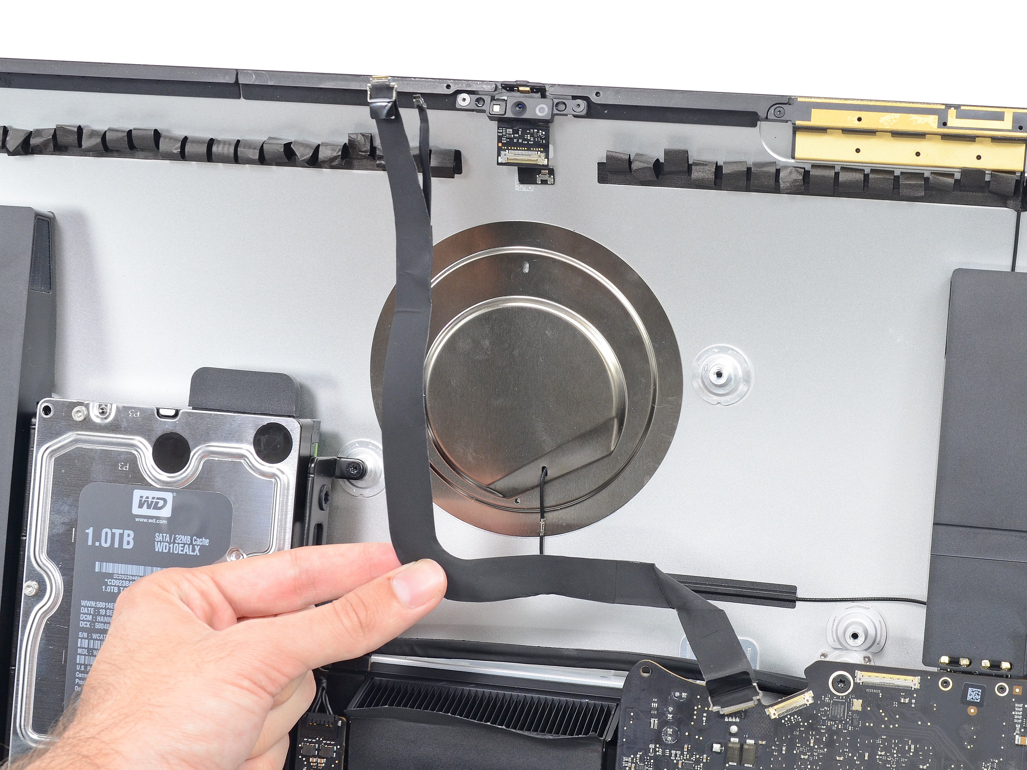 iMac Intel 27インチ Retina 5K DisplayのiSightカメラとマイク