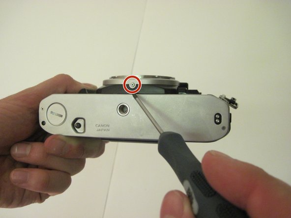 Canon AE-1 SLR レンズマウントの交換 - iFixit 修理ガイド