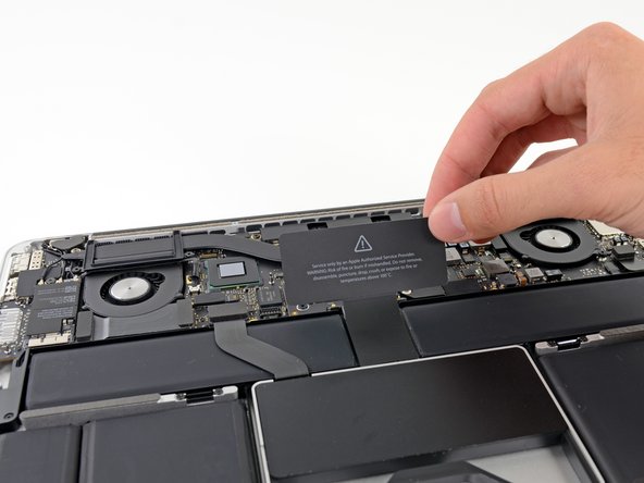 MacBook Pro 13インチRetinaディスプレイ(2013年前期) 左側スピーカー