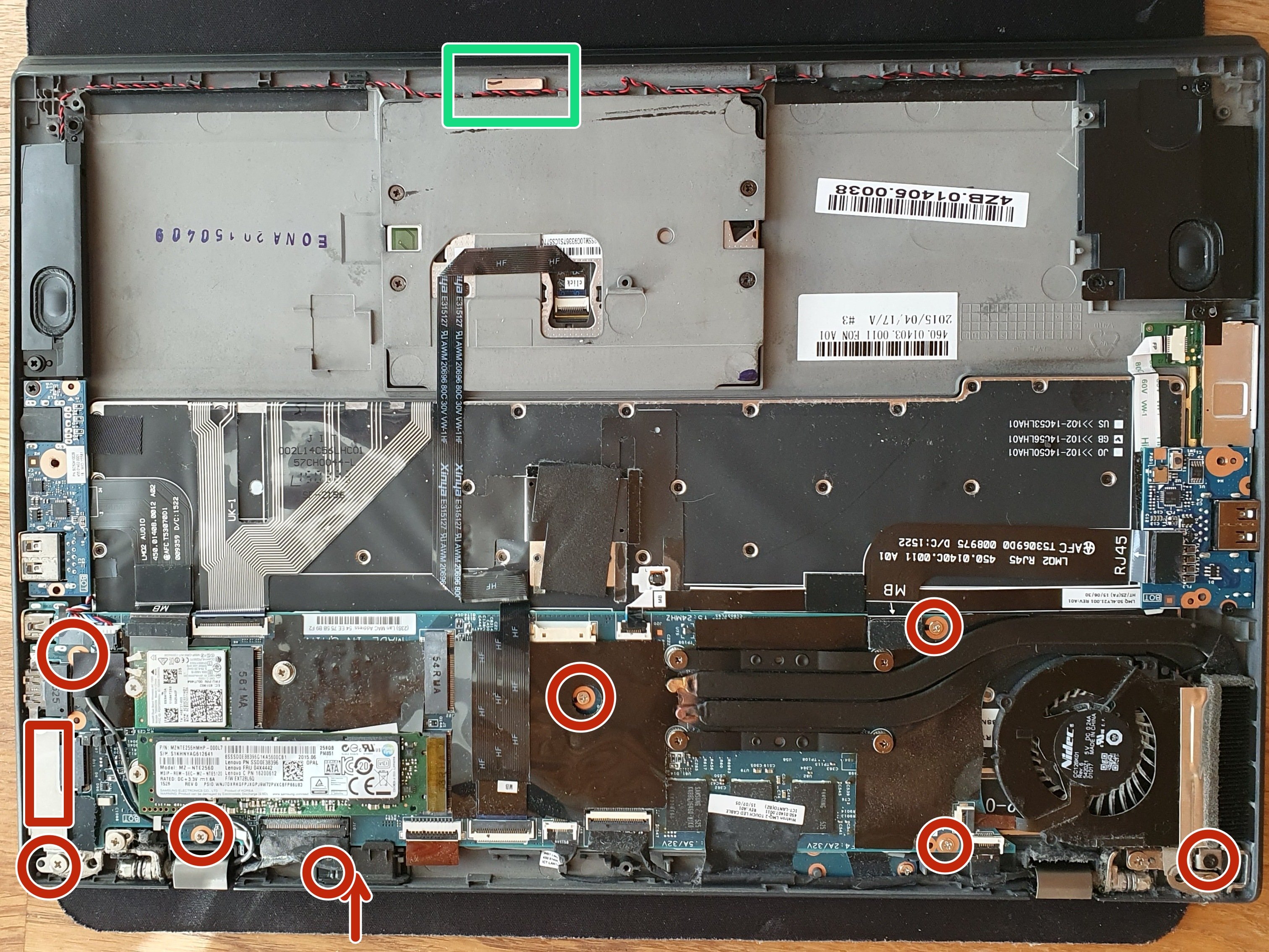 ThinkPad X1 Carbon (3rd Gen) RTCバッテリー交換 - iFixit 修理ガイド