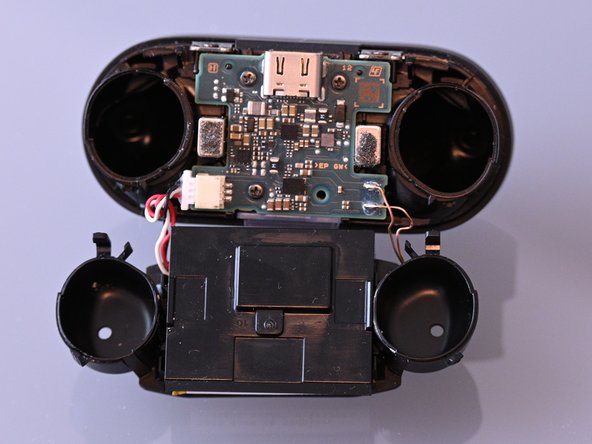 Sony WF-1000XM4 充電ケースのバッテリー交換 - iFixit 修理ガイド