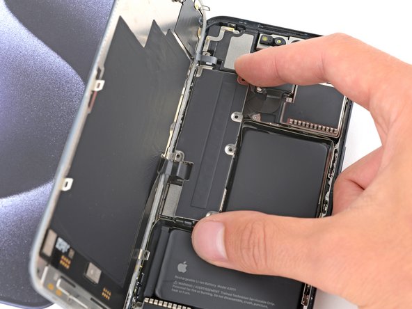 iPhone 15 Pro バッテリーの交換 - iFixit 修理ガイド