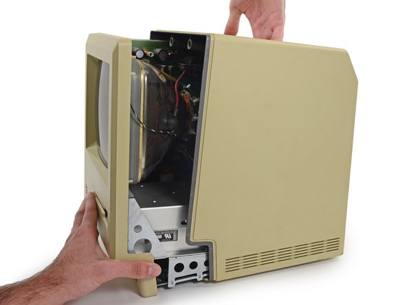 Macintosh 128Kの分解 - iFixit