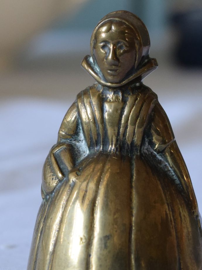 英国から届いたアンティークの真鍮製雑貨、小さくて可愛いアンティーク