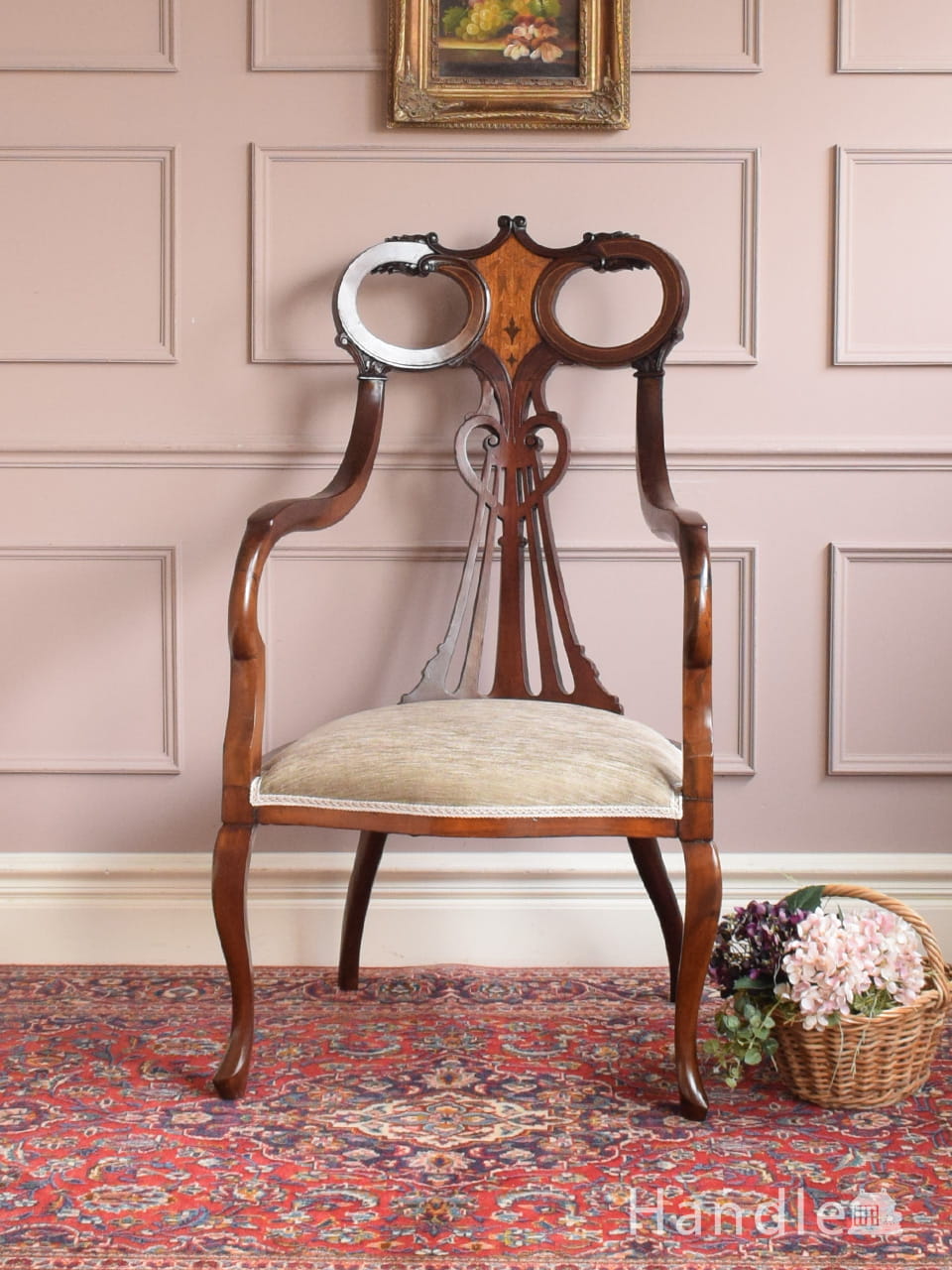 アールヌーボースタイルのフォルムが美しい、英国アンティークのアーム