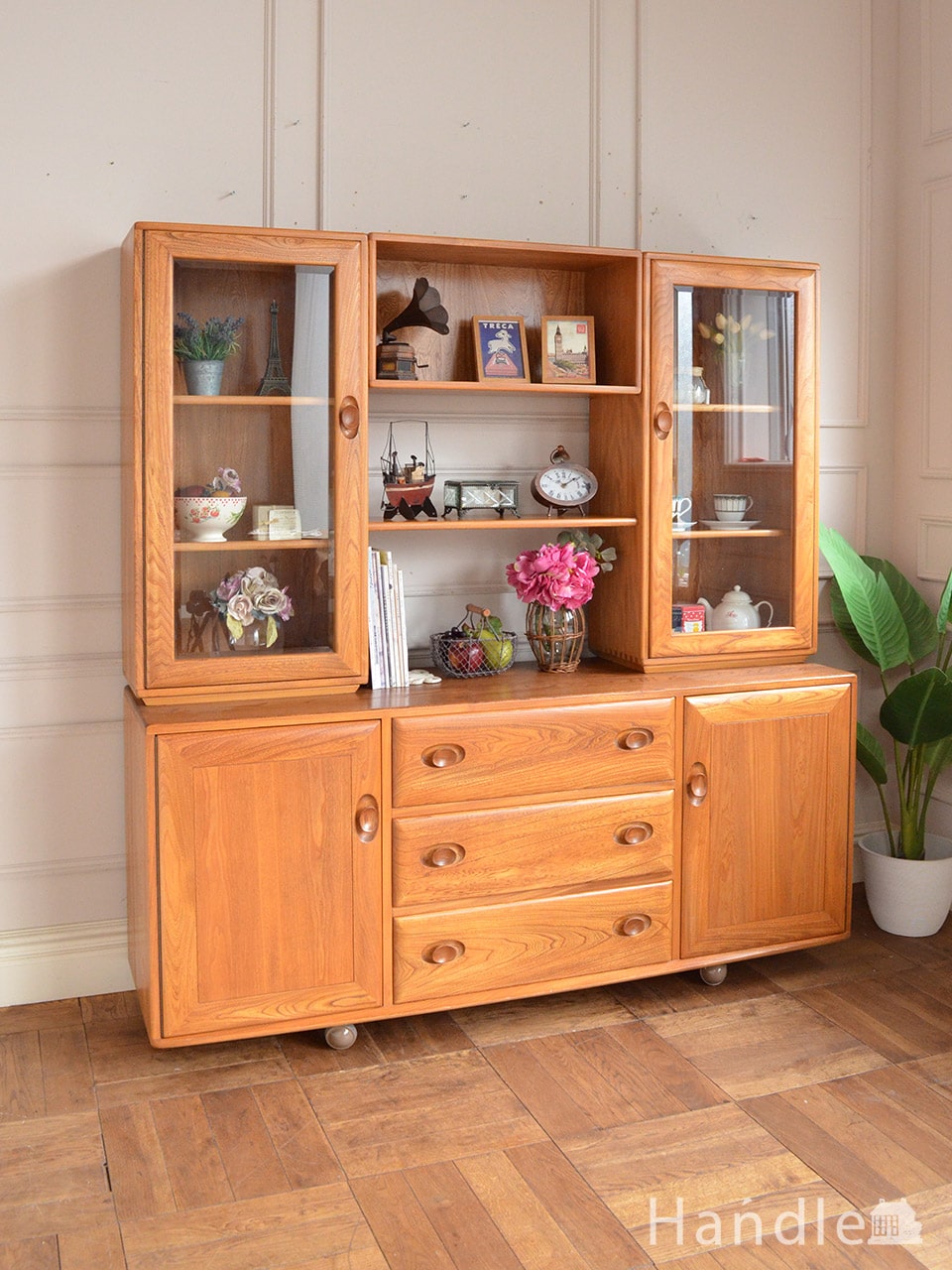 ERCOL社のヴィンテージ家具、英国の老舗家具メーカー、アーコールの