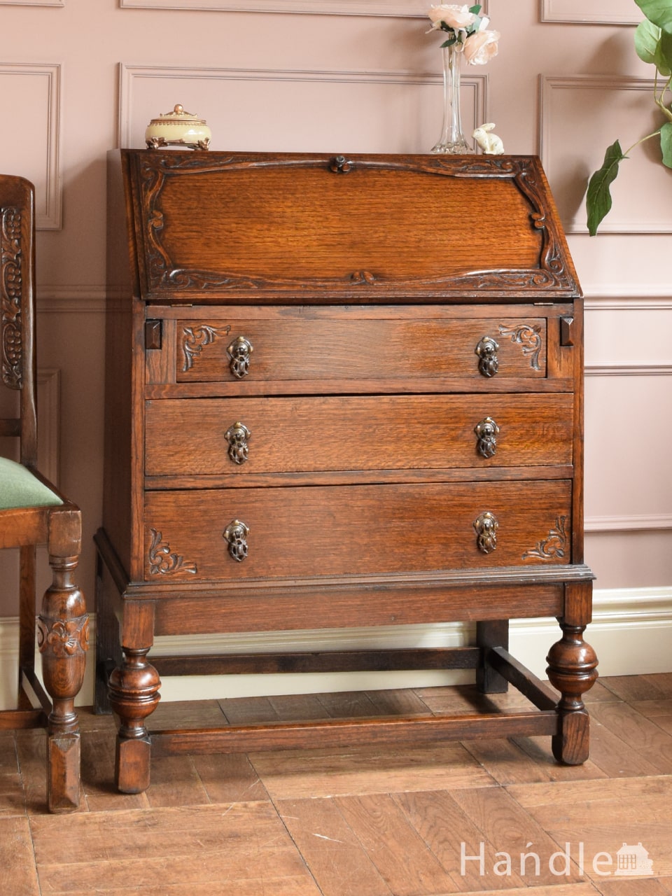 キレイなアンティークの英国家具、ライティングビューロー（デスク）(m