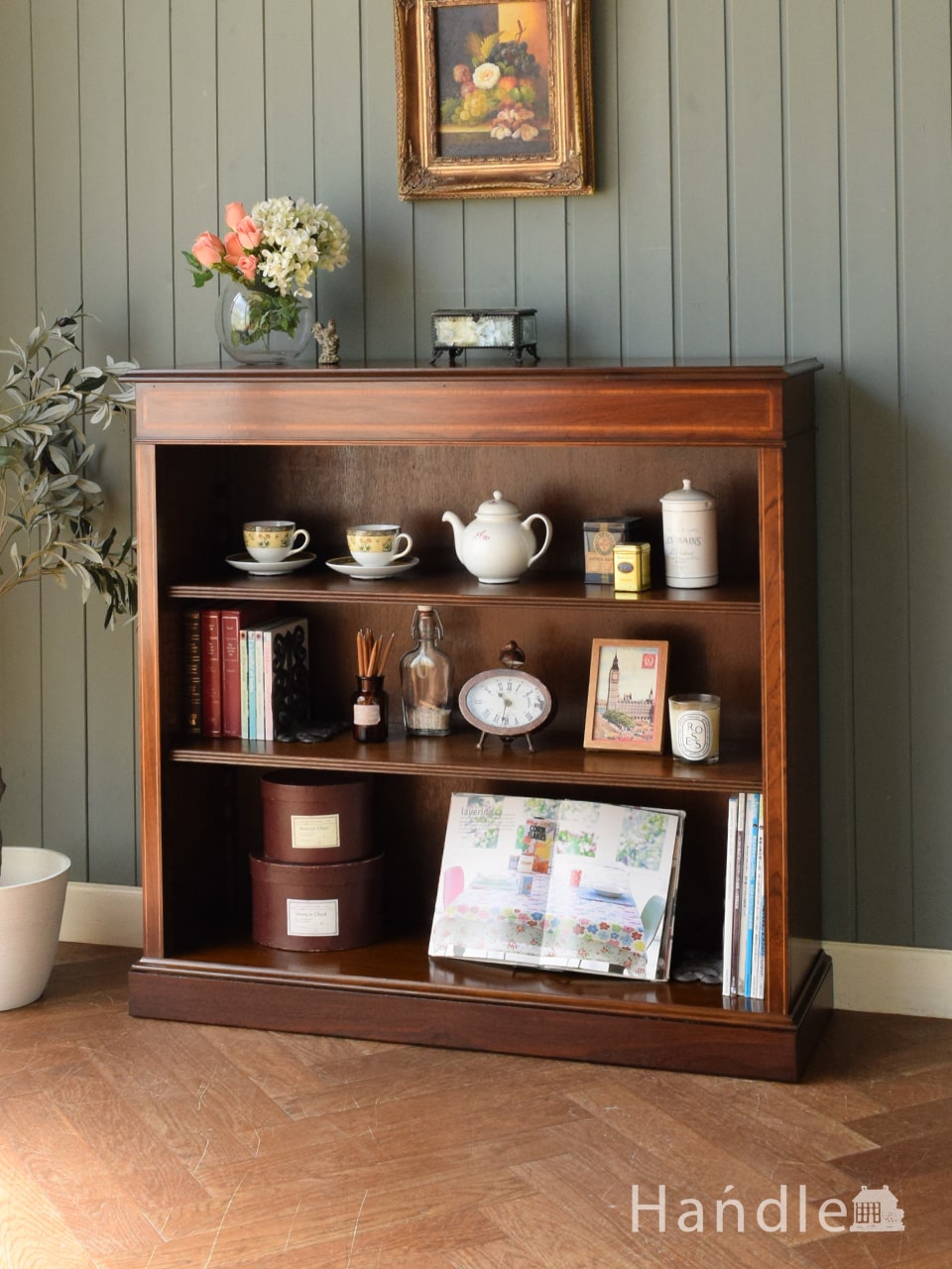 英国アンティークのおしゃれなオープンシェルフ、ウォールナット材の