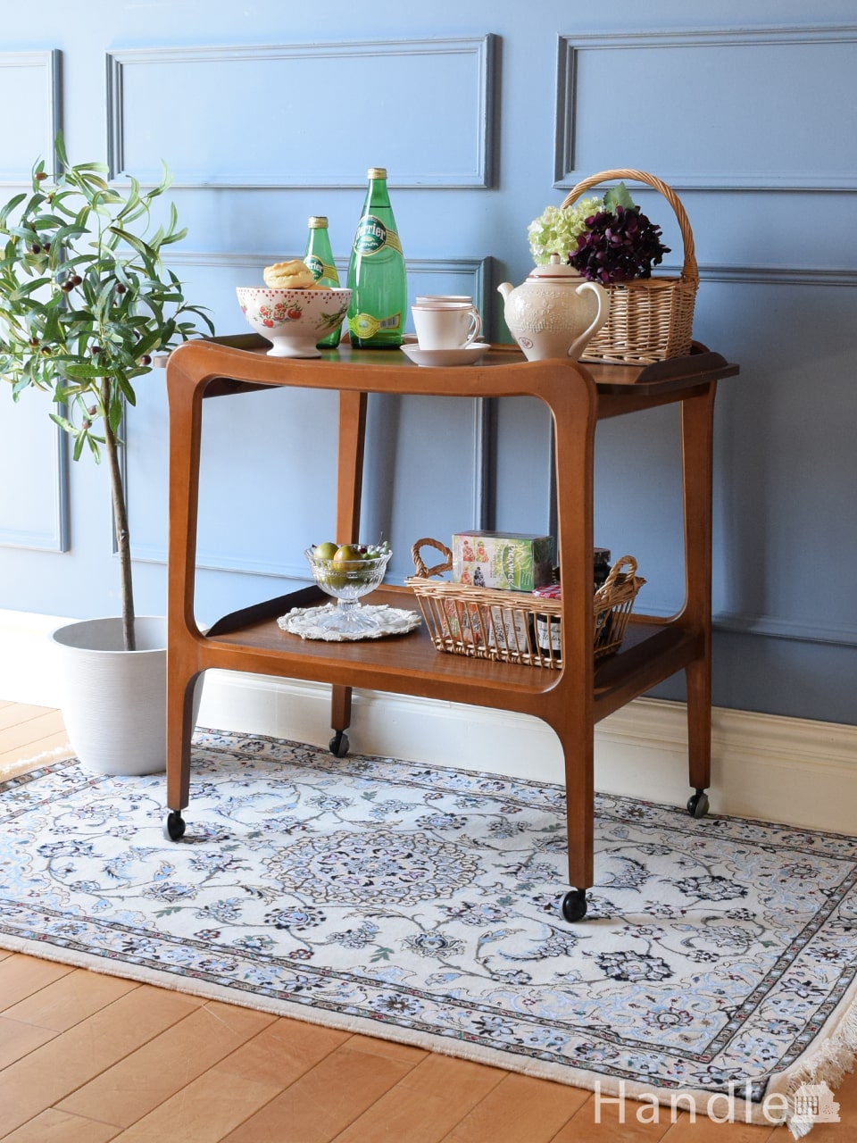 マホガニー材でできたイギリスのアンティーク家具ゲームテーブル(j