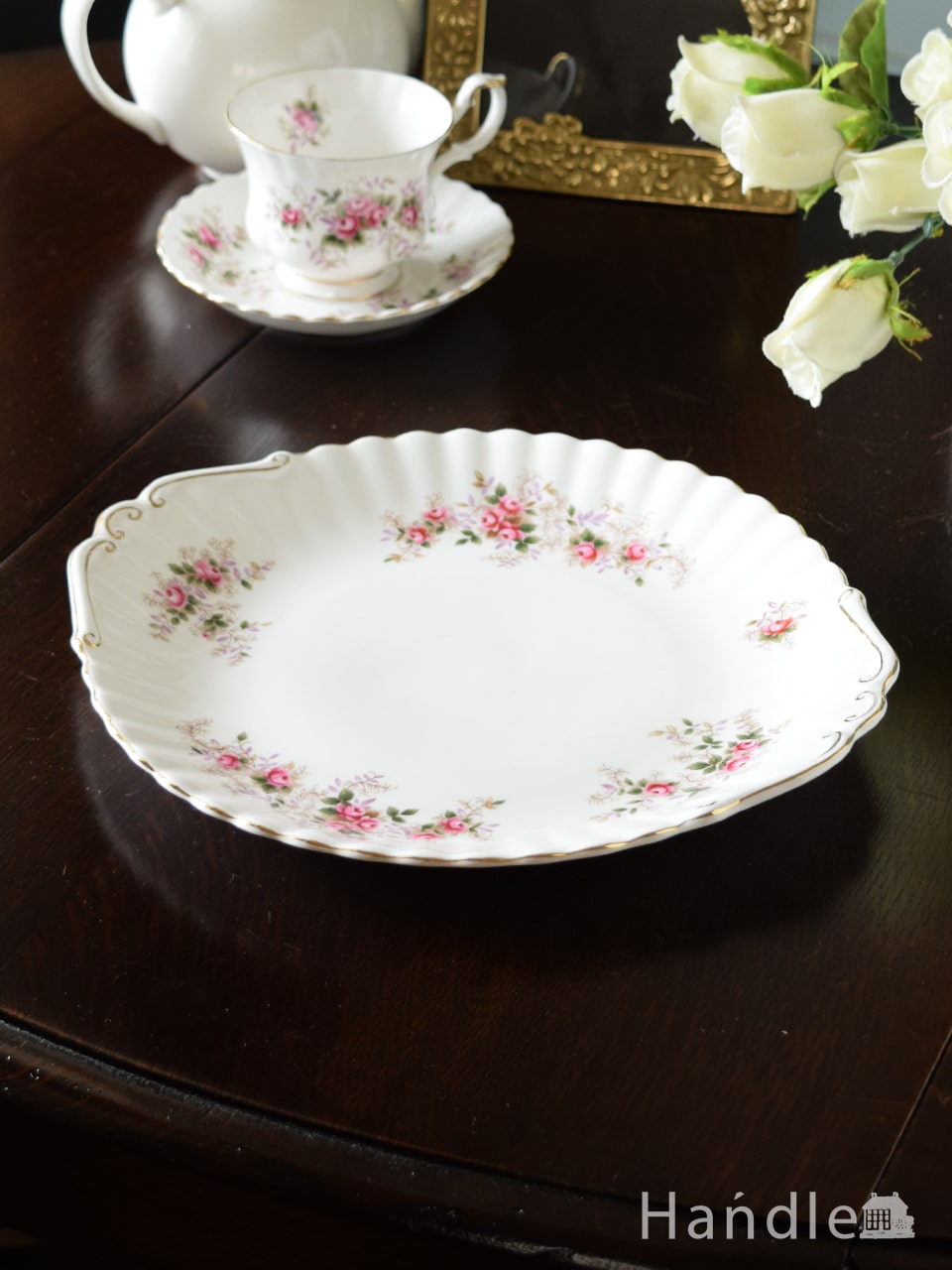 ロイヤルアルバート社のアンティーク食器、ラベンダーローズのB＆B