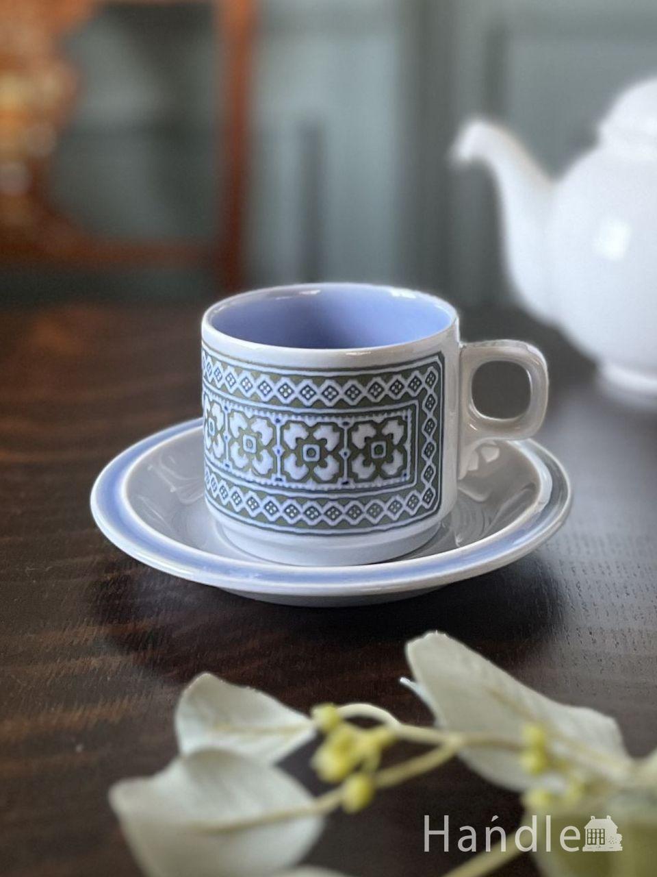 イギリスのアンティーク食器、パラゴンAthena（アテナ）のカップ