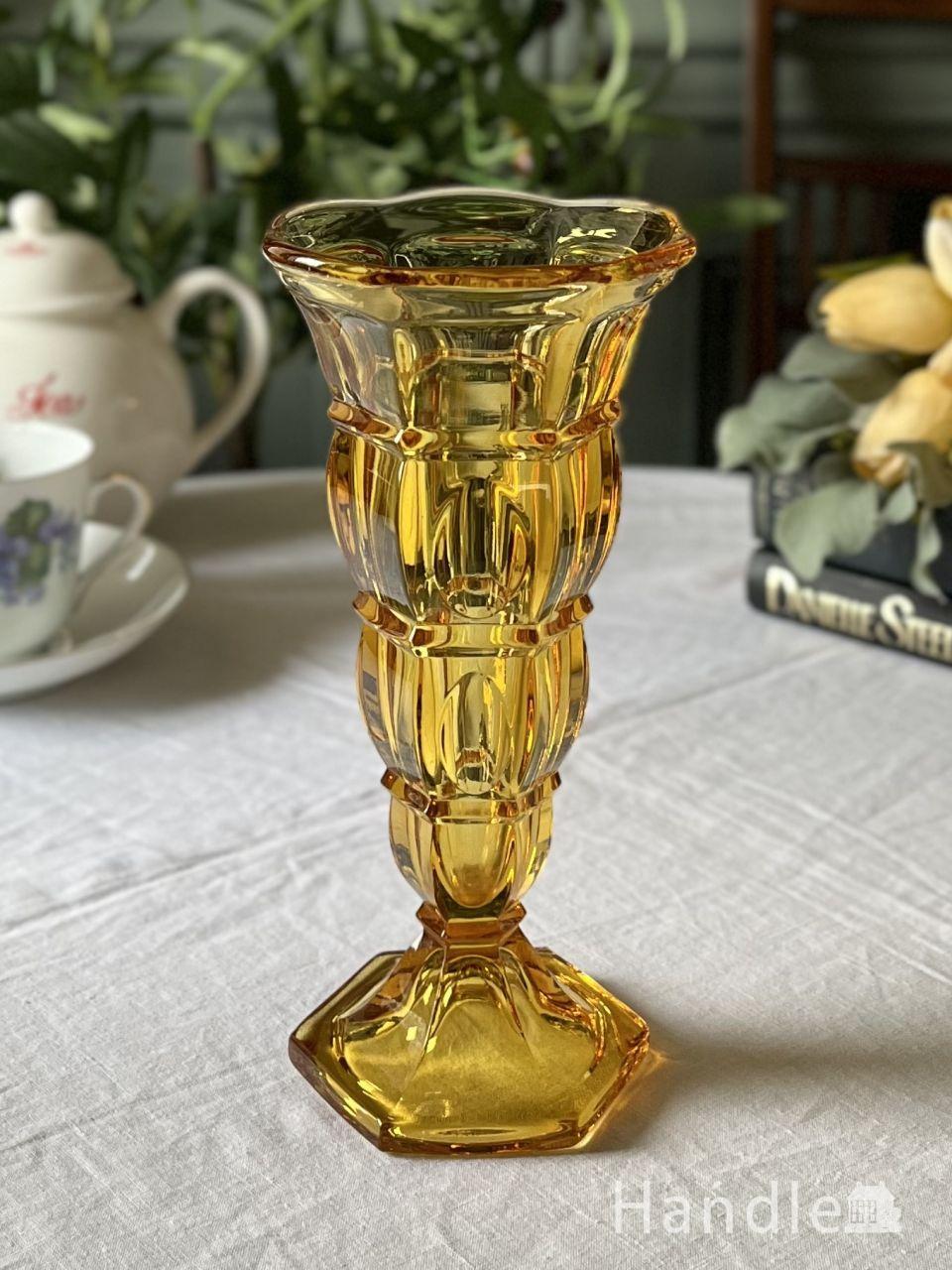 フランスのビンテージフラワーベース、クリスタルダルク社の小さな花瓶