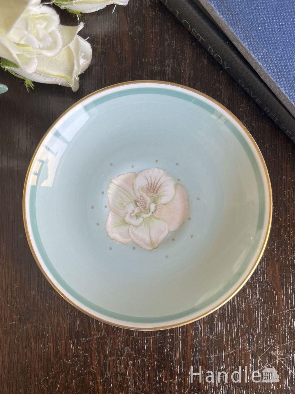 スージークーパー（Susie Cooper）のソーサー、アザレアのビンテージ