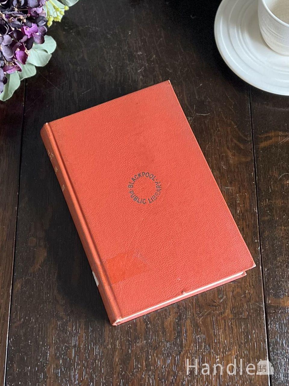 英国で見つけたシルバープレートのトリベット、銀のポットスタンド（鍋