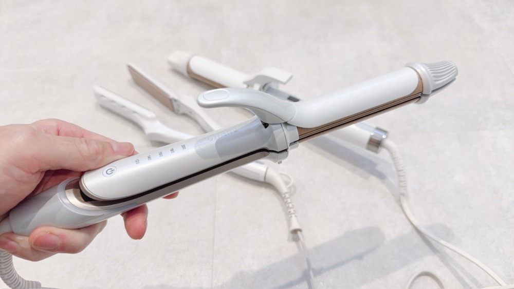 口コミ】絹女の2WAYアイロンを美容師が正直レビュー！使い心地や違いを
