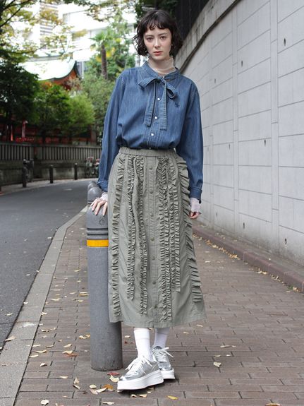 リサイクルナイロンタスランメモリーフリルスカート(裏地付き)（ロング