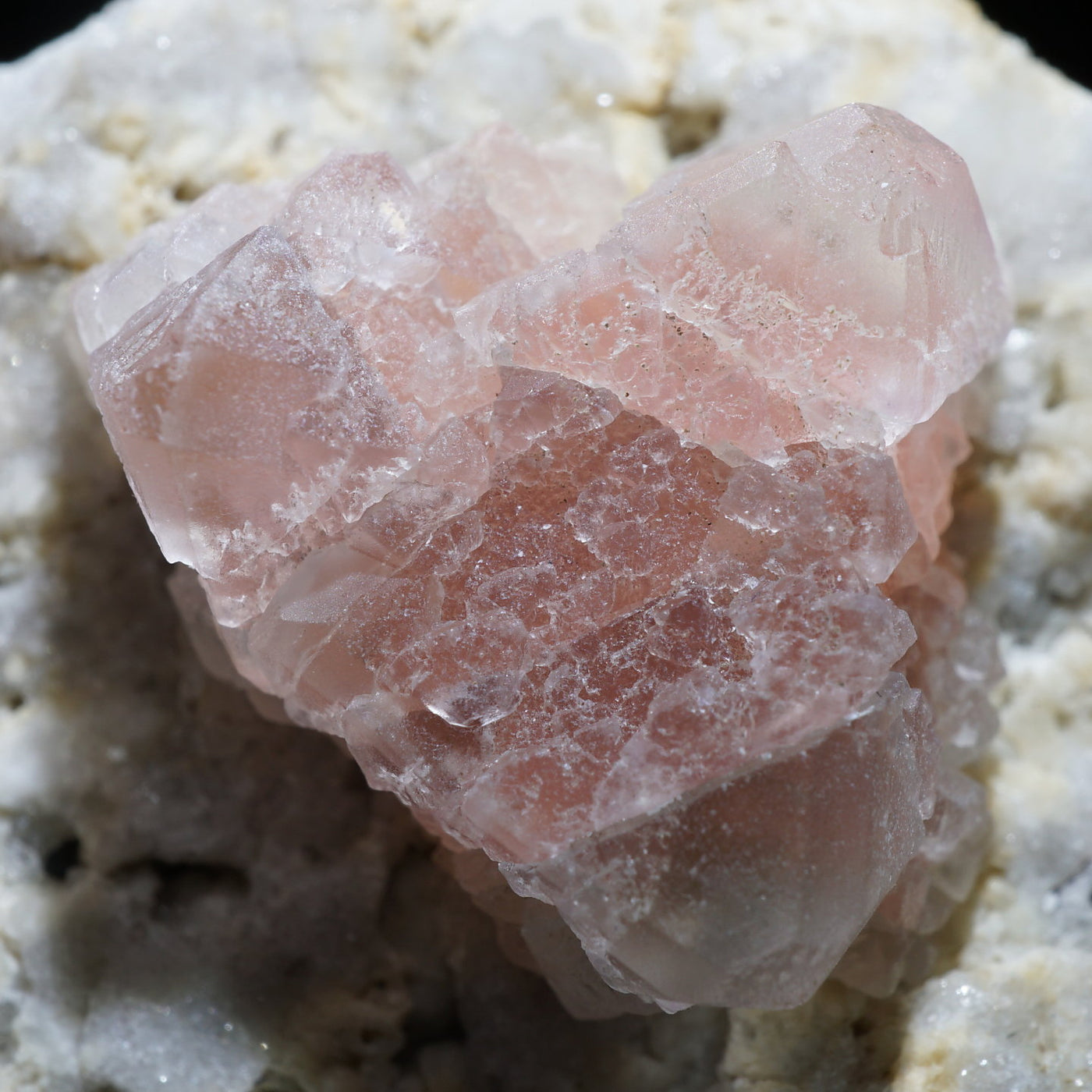 スイス産 ピンクフローライト – 天然石ハッピーギフト