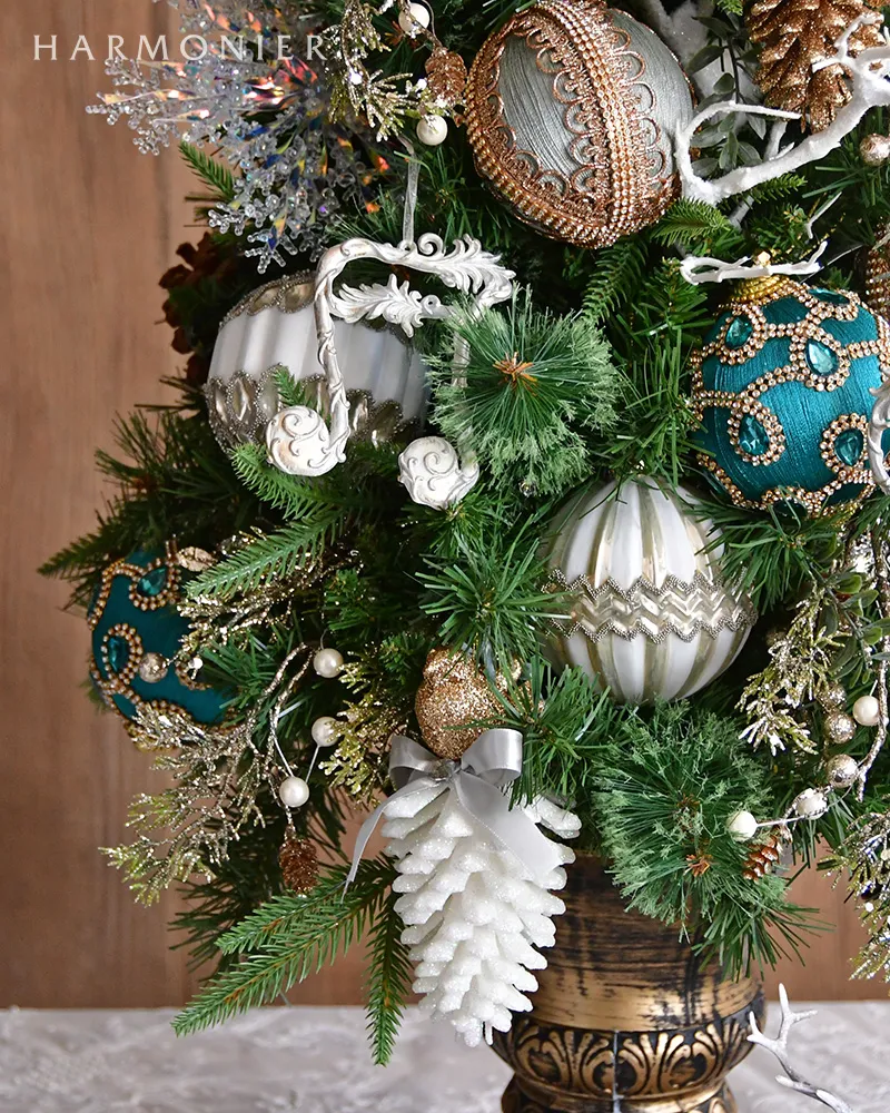 バードパインコーンオーナメント（ゴールドバード/ホワイトバード