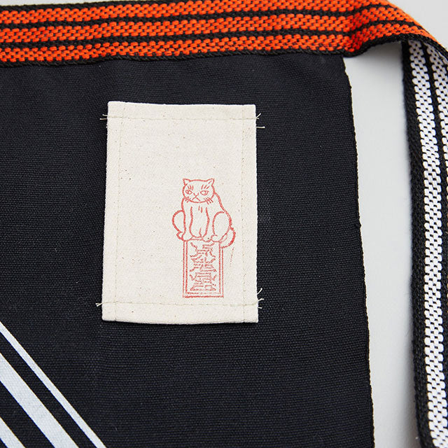 石黒亜矢子 桃猫前掛け – ボリス雑貨店