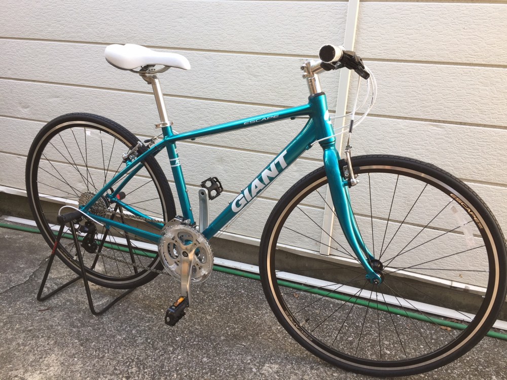 2019モデルGIANT ESCAPE R3新色オーシャングリーン入りました | セオ