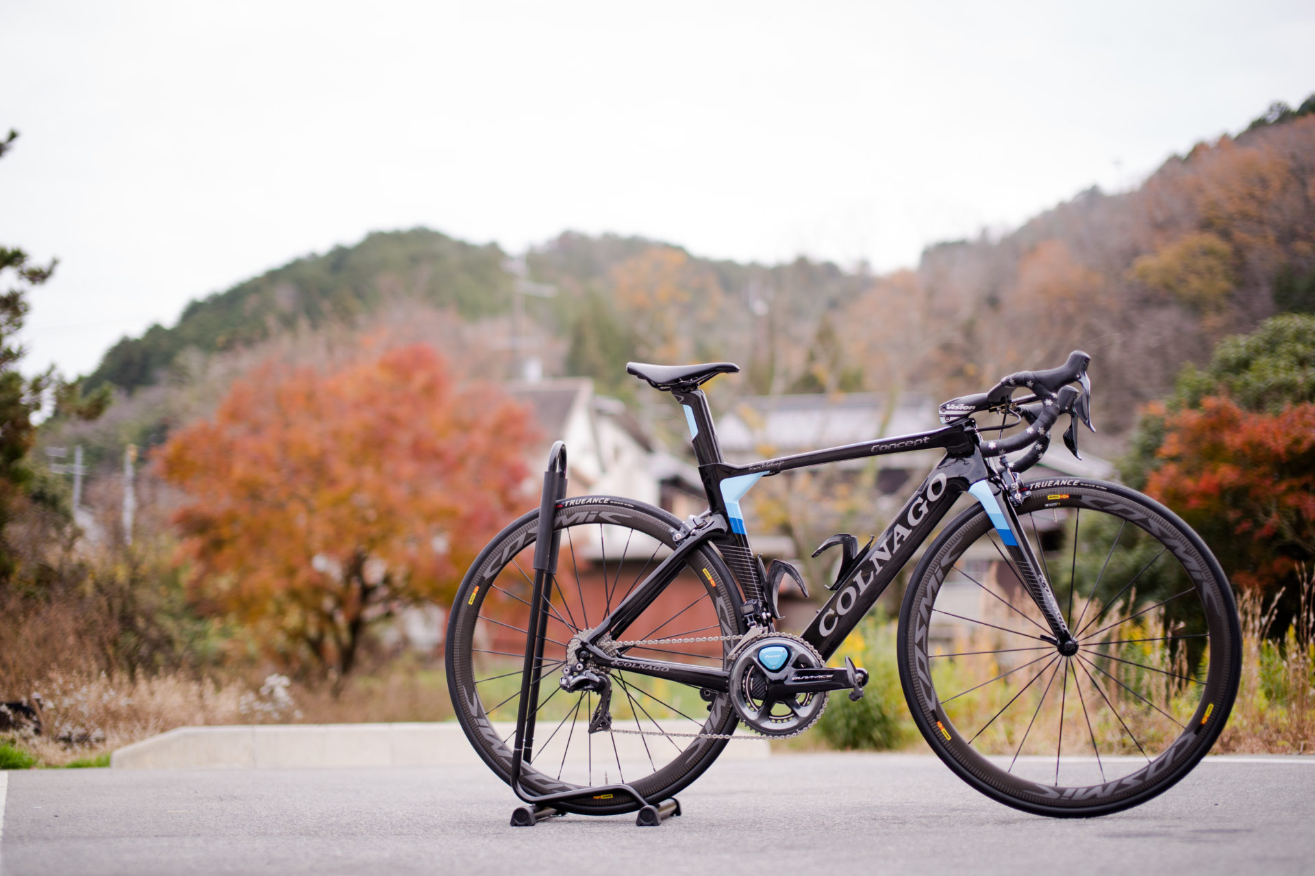 COLNAGO CONCEPT – ハイランダー/里山の自転車店