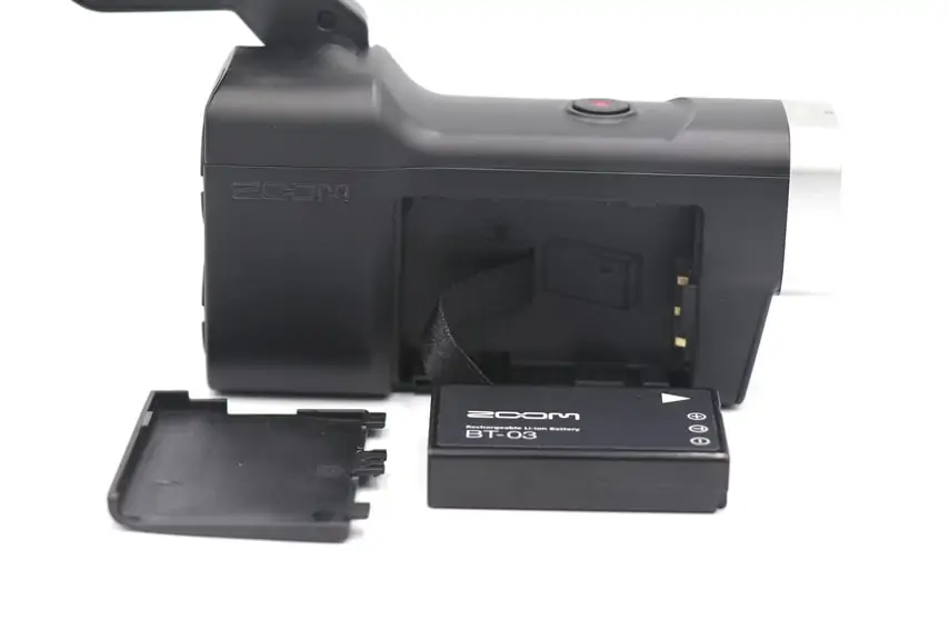 ZOOM Q8をレビュー。音楽向けの高音質なハンディビデオレコーダー