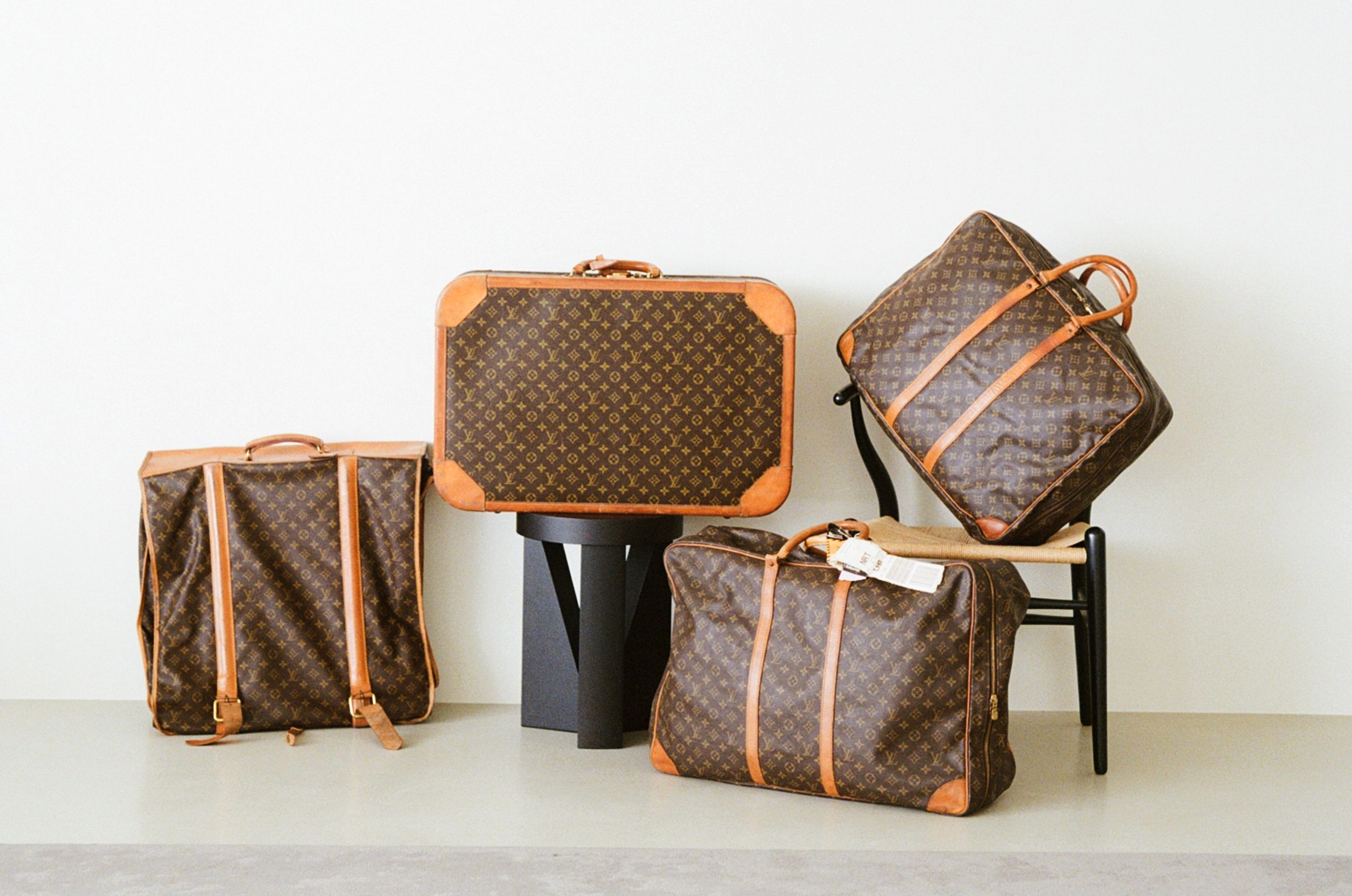 003823230005.jpg?crop=0.664xw: