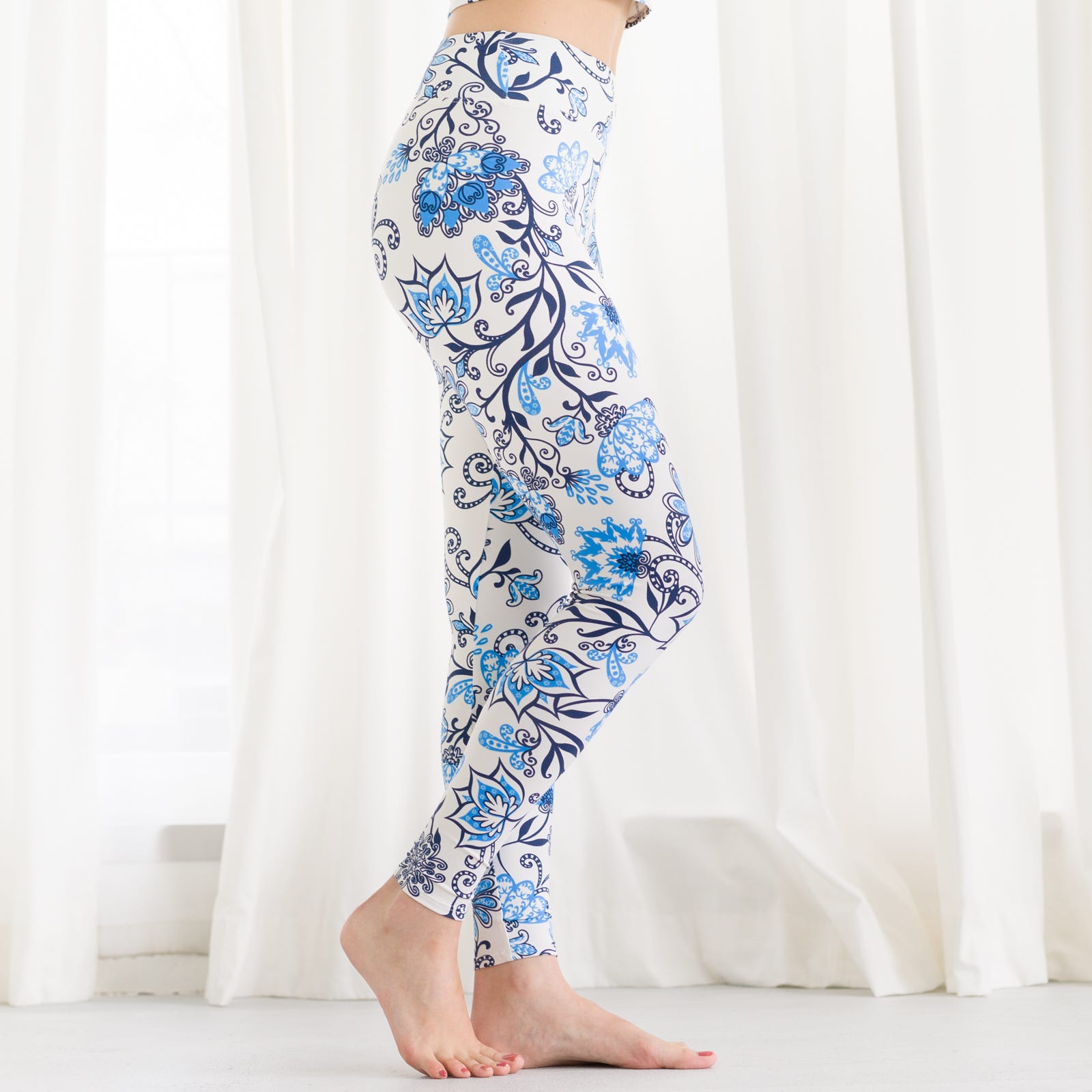 大人気！ リンダワークスの新作レギンスが入荷