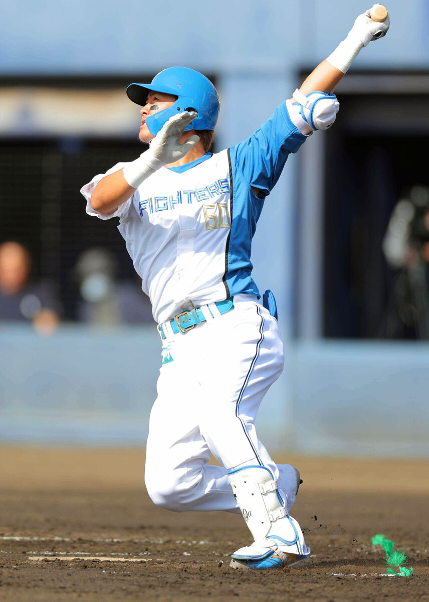 日本ハムから巨人へ電撃トレードの郡拓也「どこでも守れる自信がある