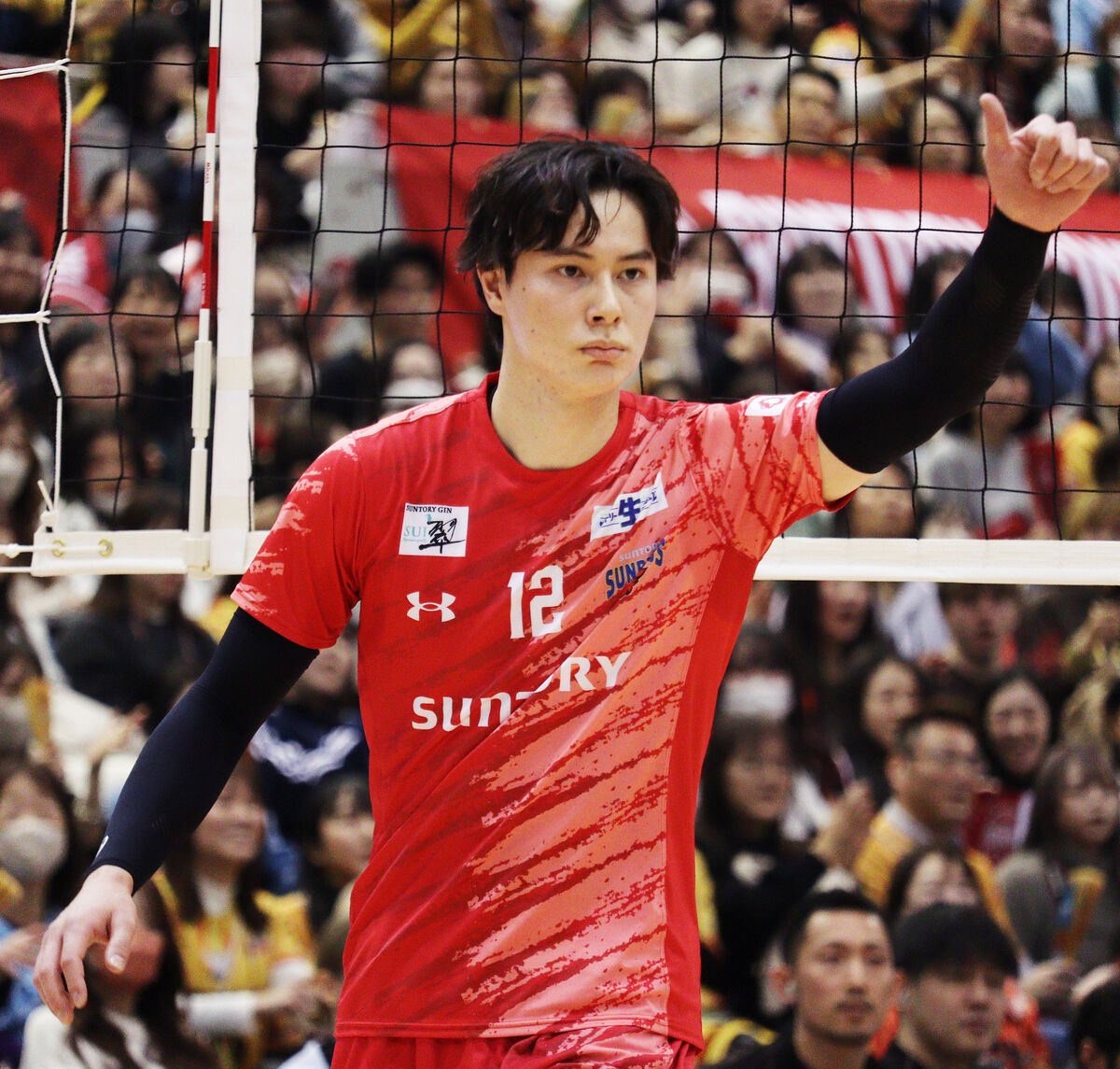 バレーボール・サントリーが25年7連勝 パリ五輪代表の高橋藍が16