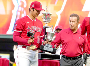 大谷翔平、エンゼルスの「MVP」と「最優秀投手」を球団初のダブル