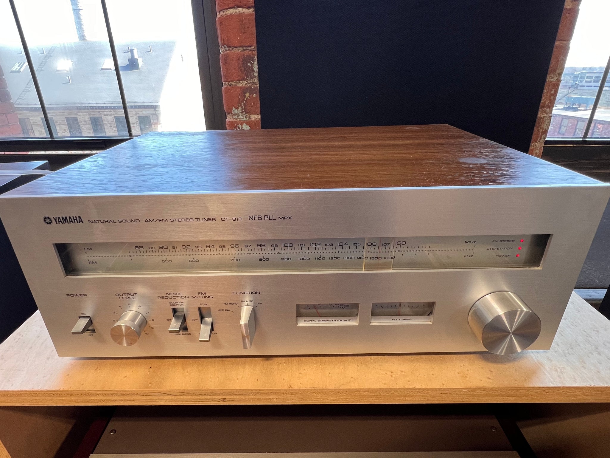 YAMAHA CT-1000 FMステレオ/AMチューナー YAMAHA CT-1000: BLUESS