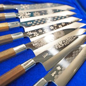 愛着の湧く包丁」その1本を手がける「黒鳥鍛造工場」 ‹ 高知の伝統工芸