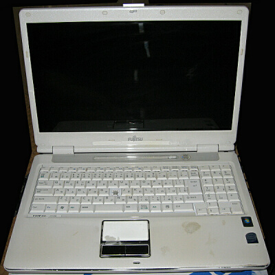 富士通FMV NF/C50 ハードディスク交換 SSD換装