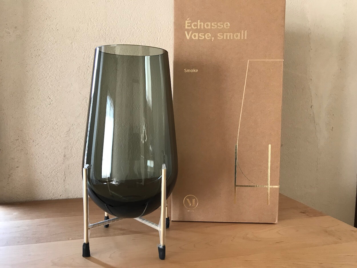 MENU Echasse モードなフラワーベース | 古びた家