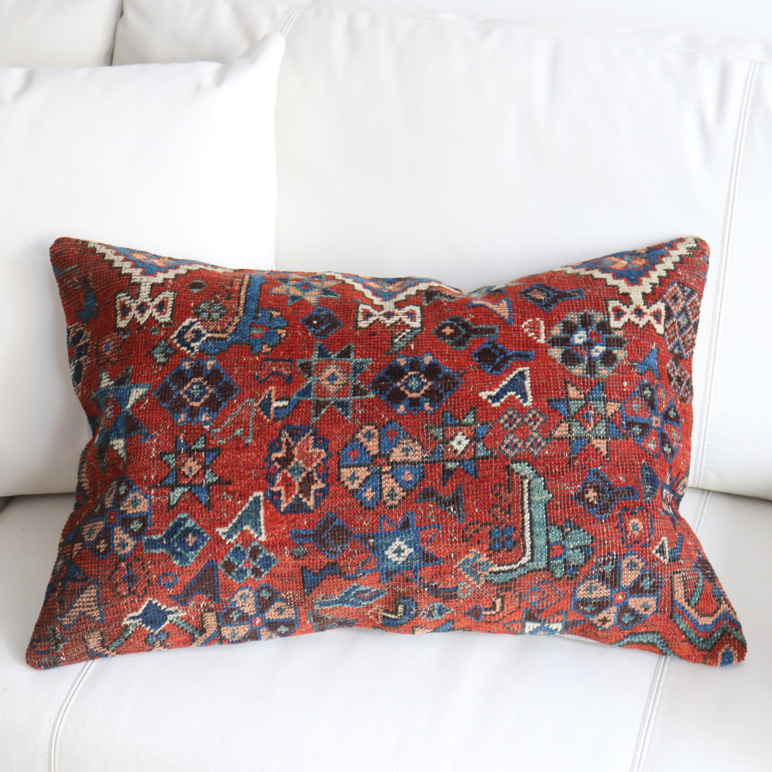 絨毯クッション / ガラタバザール