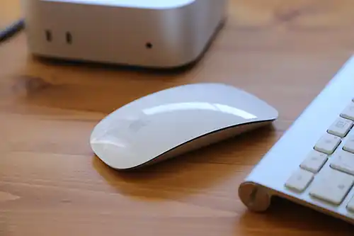 Mac mini（M4）を『非純正アクセサリー』で運用するなら『USB-C HUB