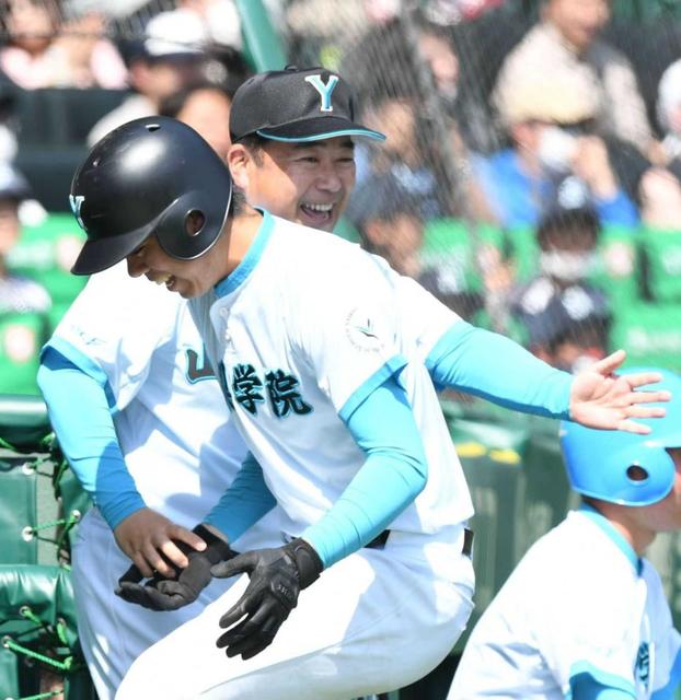 山梨学院・吉田監督 史上4人目複数校での優勝「甲子園の猫ぐらいに