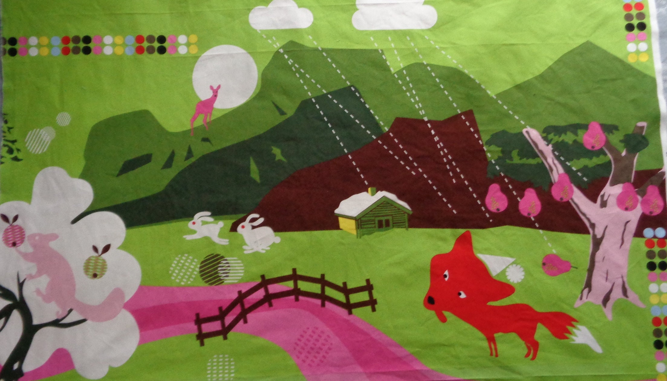 高さ27インチ x 幅48インチのコットンカーテン。動物柄の子供部屋用