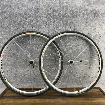 Mavic Aksium Race Wheel Set 700c Vintage 20h 20 Clincher 8s 9s 10s