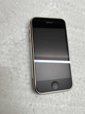original Apple iPhone 1st Generation 8GB unlocked 2G GSM IOS 1.1.4