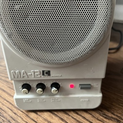 Roland MA-12C Stereo Micro Monitor Single Speaker Tested - Read