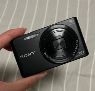 Sony DSC-W830 Digital Camera CyberShot 20.1MP Black 8x Zoom w