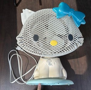 Charmmy Kitty Fan | eBay