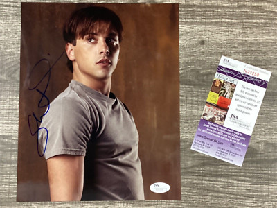 SSG) SKEET ULRICH Signed 8X10 Color Photo 