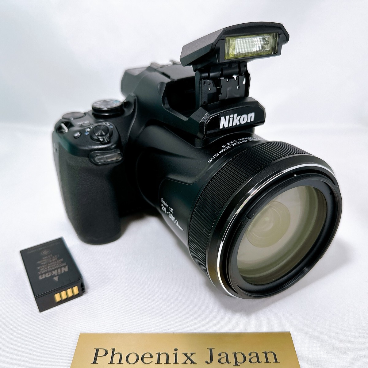 NIKON Coolpix P1000 Black Digital Camera 125x Optical Zoom16MP