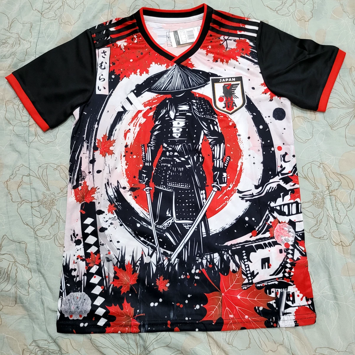 日本红色国家队足球迷服装与纪念品| eBay