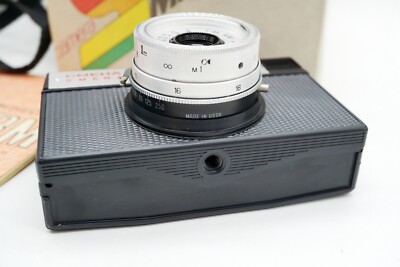 Vintage SMENA-8M LOMO 35mm film camera 40mm f4 T43 lens LOMOGRAPHY