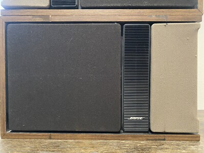 Vintage BOSE 301 Series II Direct Reflecting Speakers L/R Pair