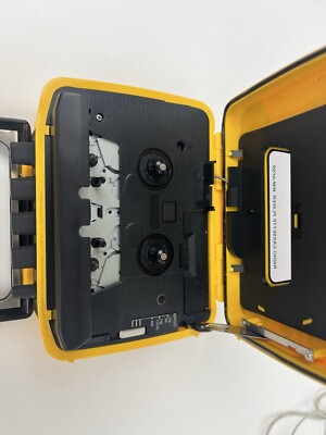 Lot: Sony Walkman Sports WM-AF59 WM-FS393 WM-F2085 Cassette